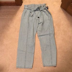 Cropped denim pants